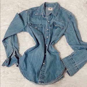 🔥SALE🔥 Levi’s Western Shirt